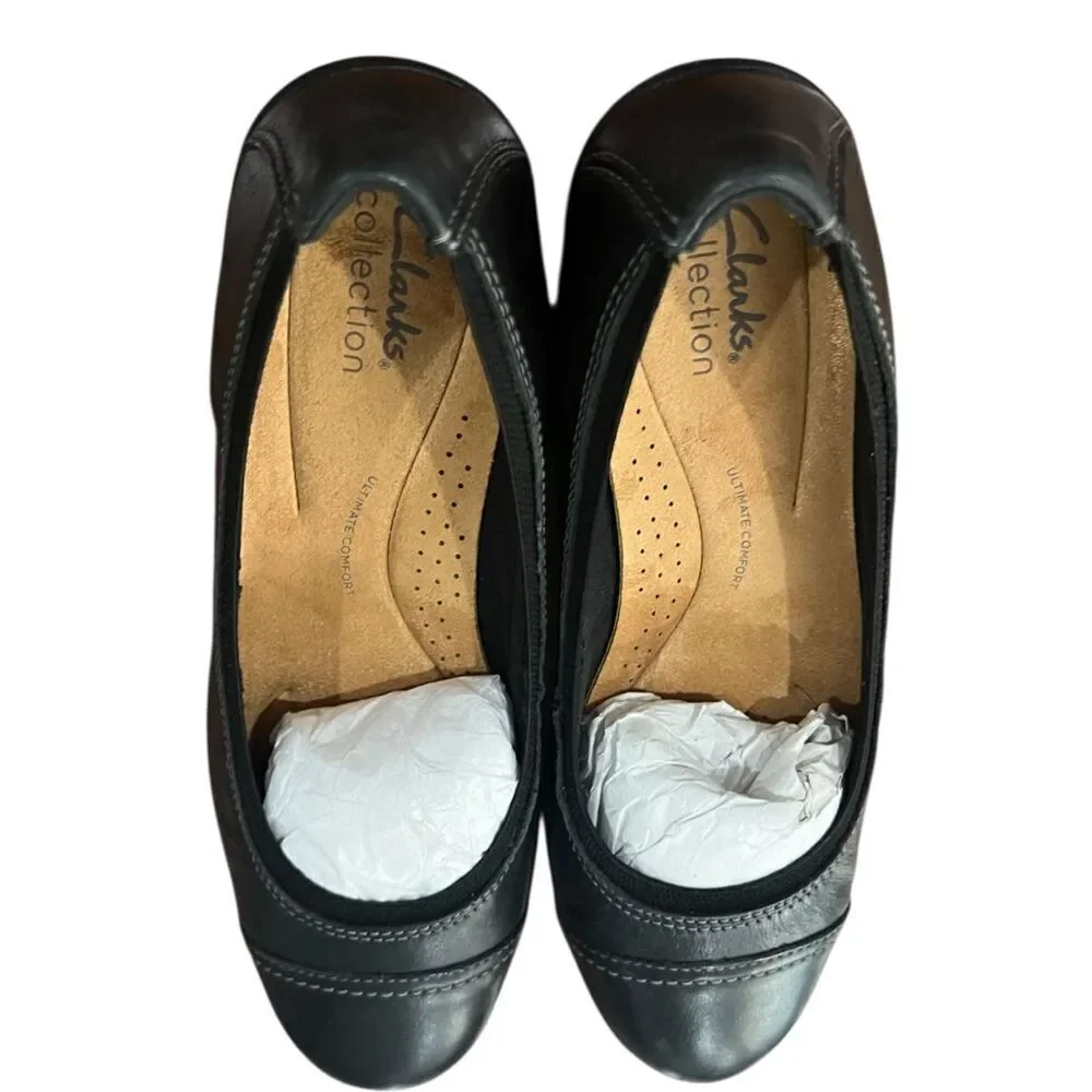 NWOB Clarks Collection Ultimate Comfort Black Flats. Size 8.5